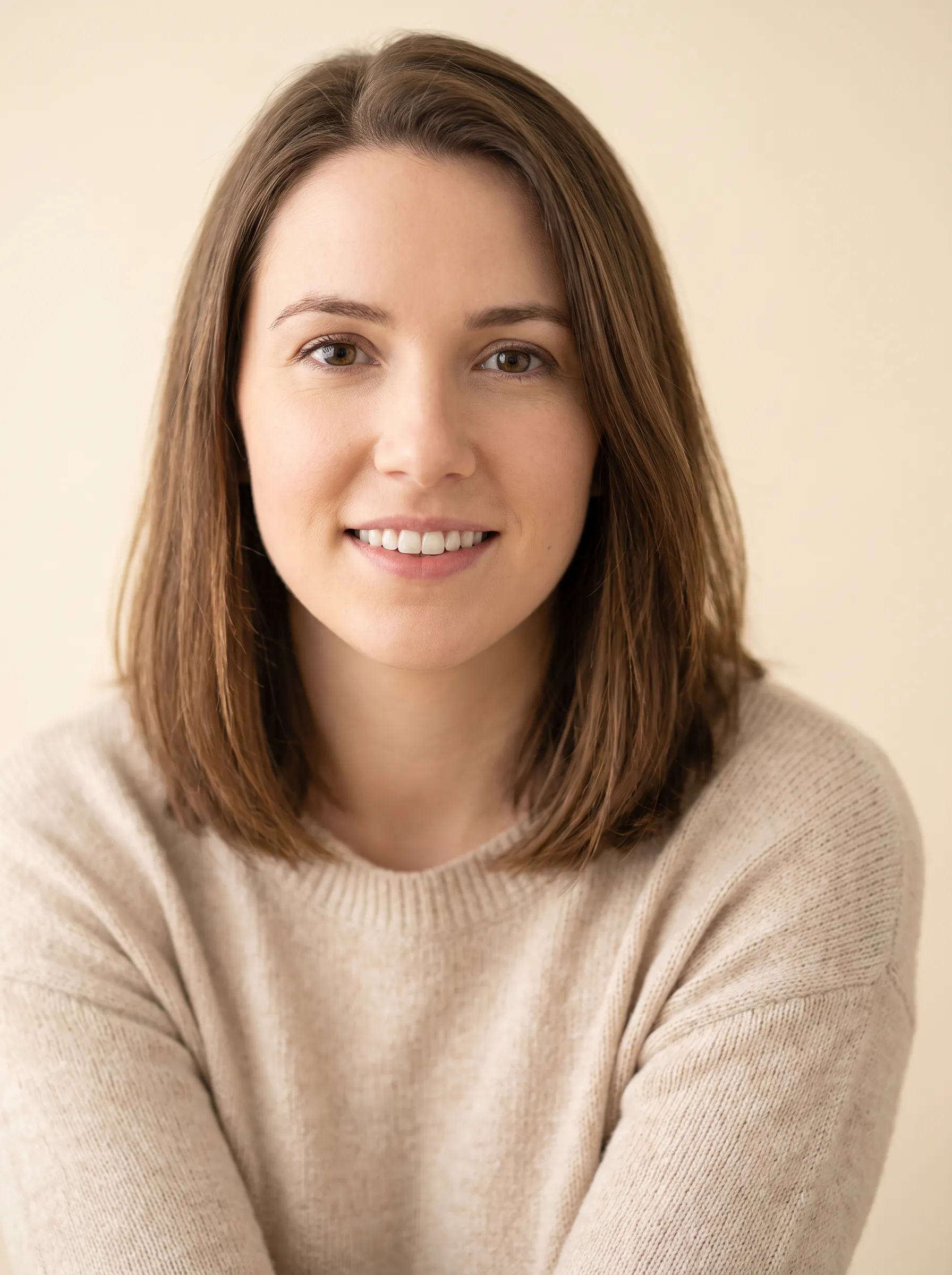 Nadia — Zahnmedizinische Fachangestellte & Beratung bei Lumezza
